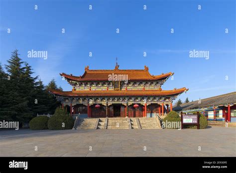 ¿Buscas un viaje espiritual en Yuncheng? ¡Visita el Templo de la Abundancia para una experiencia inolvidable!