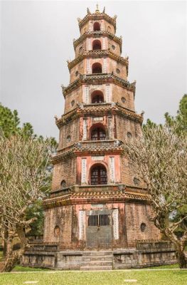 ¡Sumérgete en la historia y la arquitectura ancestral del Templo de la Dama Celestial!