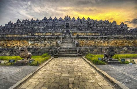 ¡Sumérgete en la Historia y el Misterio del Templo de Borobudur en Yogyakarta!