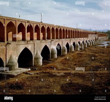  El Puente Si-o-Se Pol: Un monumento persa majestuoso que cruza la historia